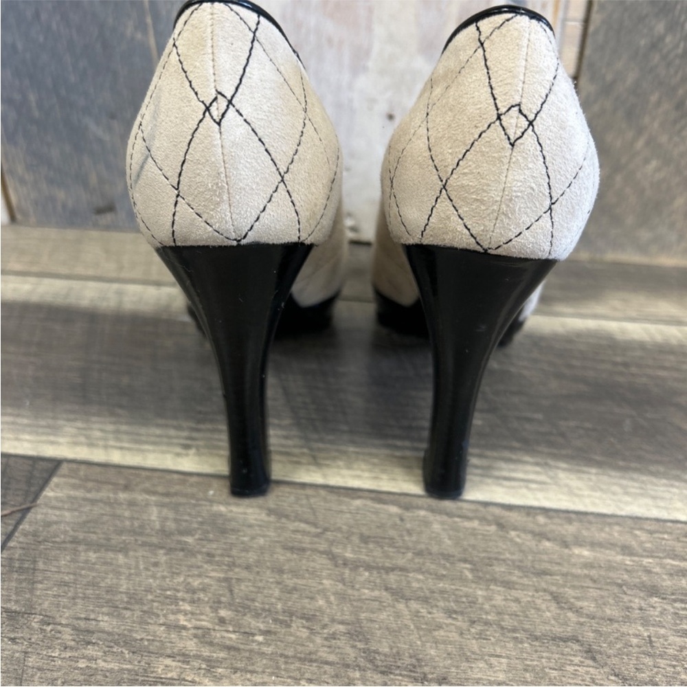 Chanel Suede Heels - Picture 4 of 9